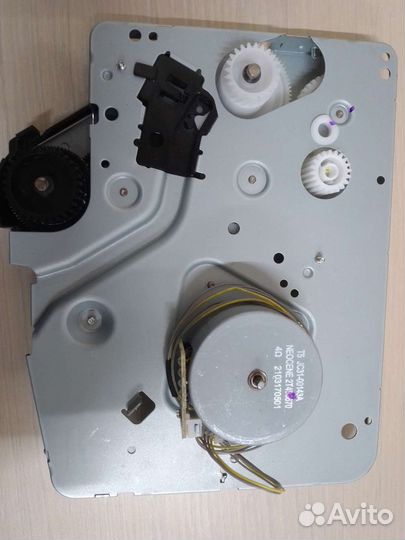 Главный редуктор с двигателем для HP 107, 135, 137