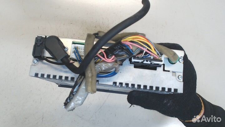 Магнитола Mitsubishi Grandis, 2005