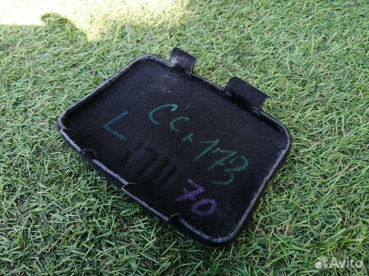 Обшивка крышки багажника левая Volkswagen Passat