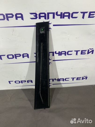 Накладка рамки двери Toyota Camry V70