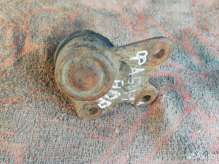 Опора шаровая Шкода Фабия 1