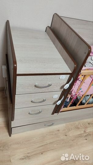 Кроватка трансформер с маятником