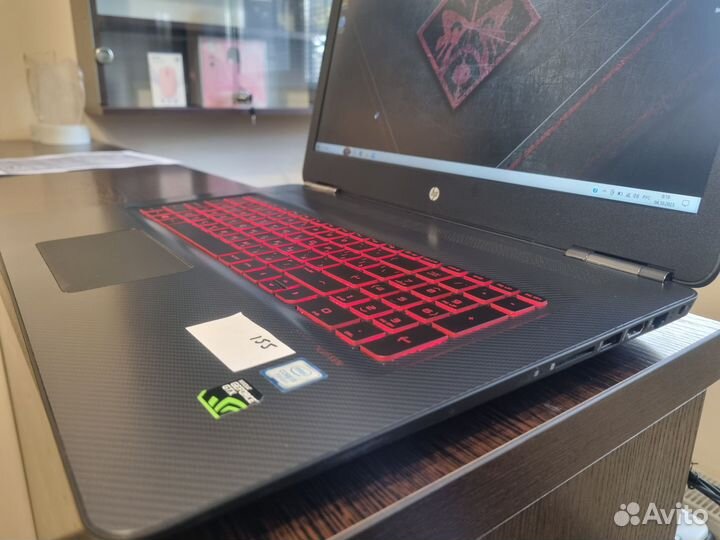 HP Omen 17-w210ur (I5 / GTX 1050 4гб / 17,3 IPS)