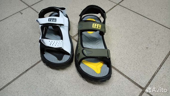 Сандалии новые