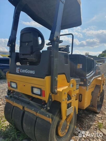 Дорожный каток LiuGong CLG6032Е, 2021