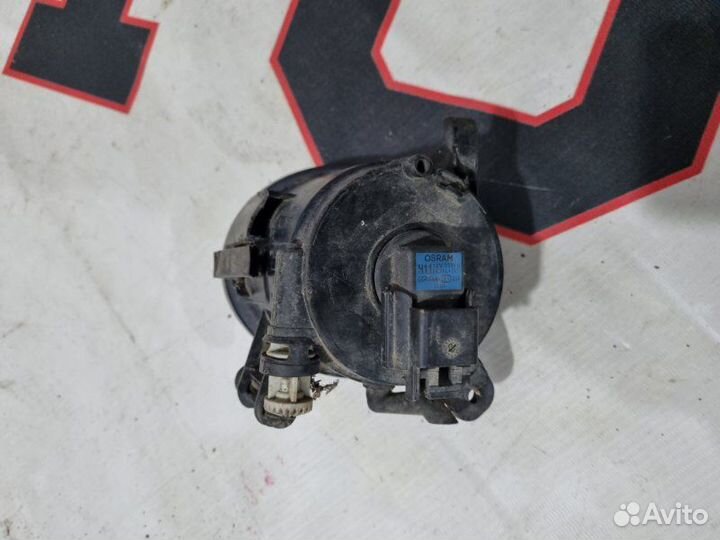 Туманка передняя правая Audi Q7