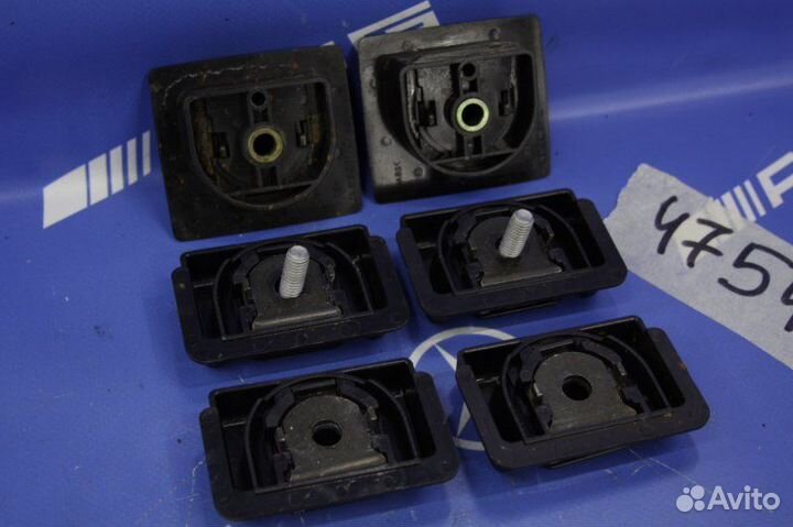 Крепление Mercedes E300Cdi W211 642.920 2006