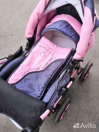 Коляска с сумкой