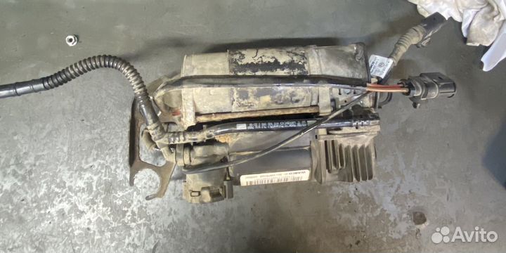 Компрессор пневмоподвести бу Q7, touareg, cayenne