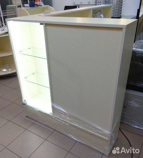 Угловые рецепшн ресепшен, стойки, боксы