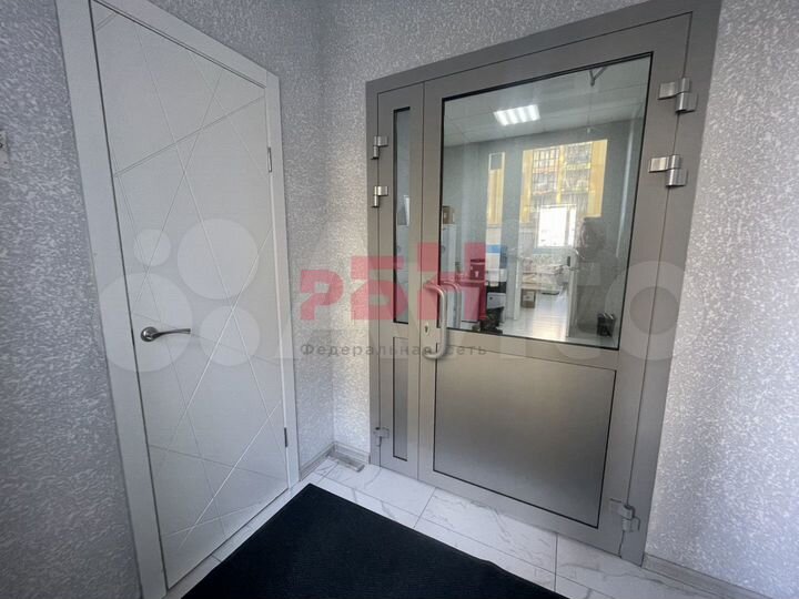 Офис рядом с ТЦ Мега