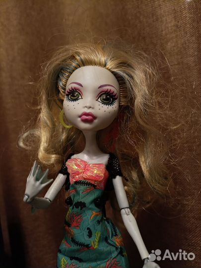 Кукла монстер хай