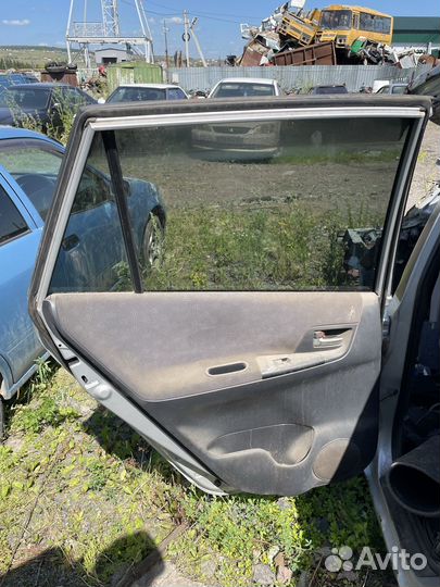 Дверь тойота spacio
