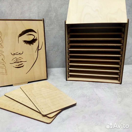 Лэшбокс с планшетами