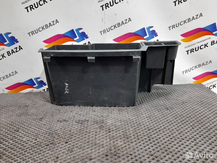 Бардачок Mercedes-Benz Actros