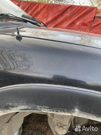 Переднее правое крыло chevrolet blazer