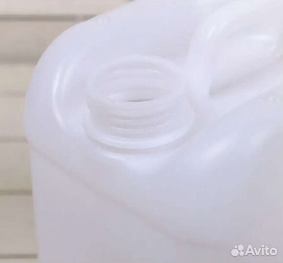 Канистра новая 20 литров