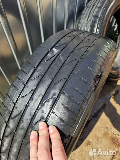 Bridgestone Dueler H/P 215/60 R17 96H