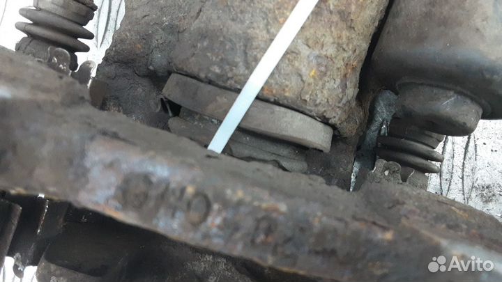 Суппорт задний правый Audi A6 4F/C6 рест. 2011