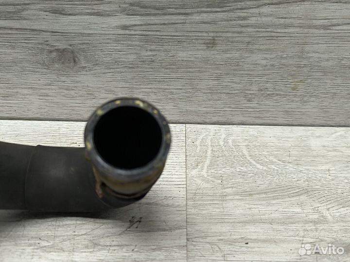 Патрубок охлаждения Volkswagen Crafter 2.0