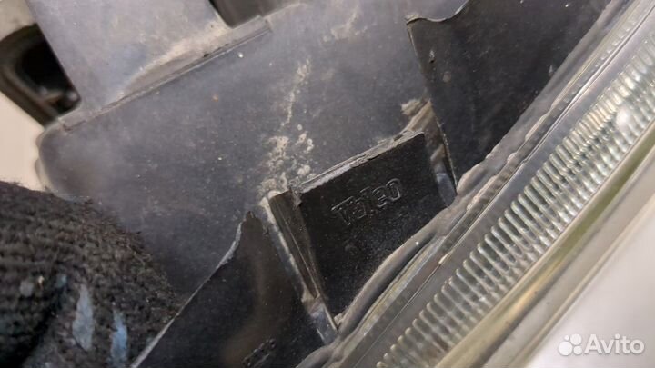 Фара (передняя) Volkswagen Golf 4, 1999