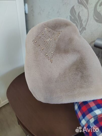 Шапка зимняя меховая женская