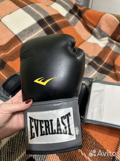 Перчатки everlast