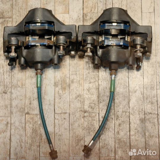 Суппорт задний Nissan Skyline R32