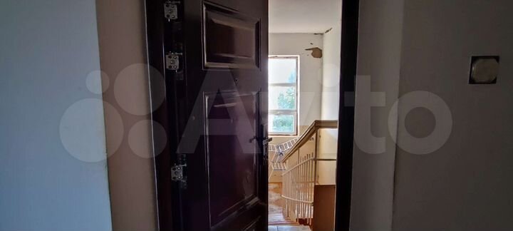 4-к. квартира, 140 м², 2/2 эт.