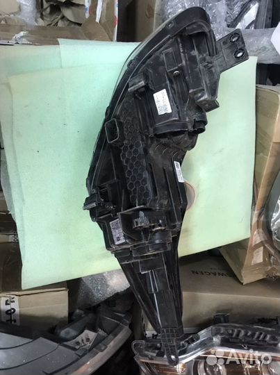 Фара левая и правая KIA sportage 4 LED NEW