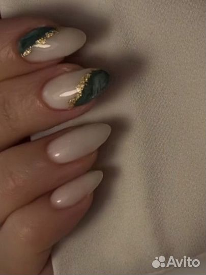 Маникюр педикюр