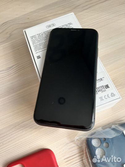 iPhone 11, 128 ГБ