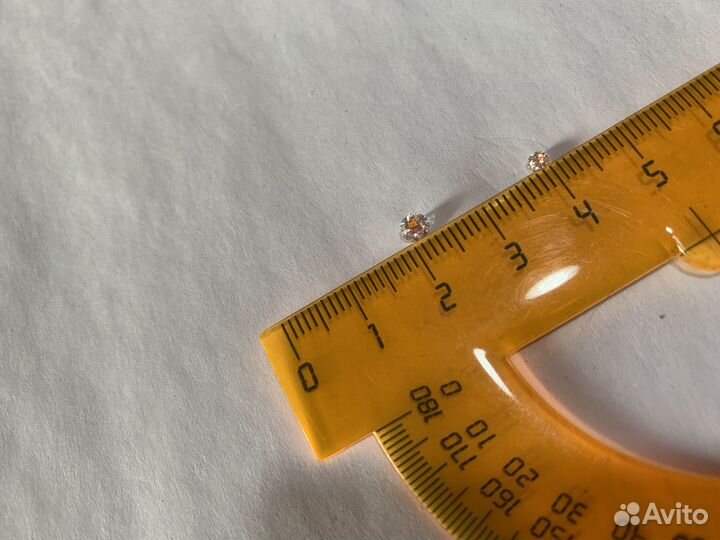 Муссанит Корея