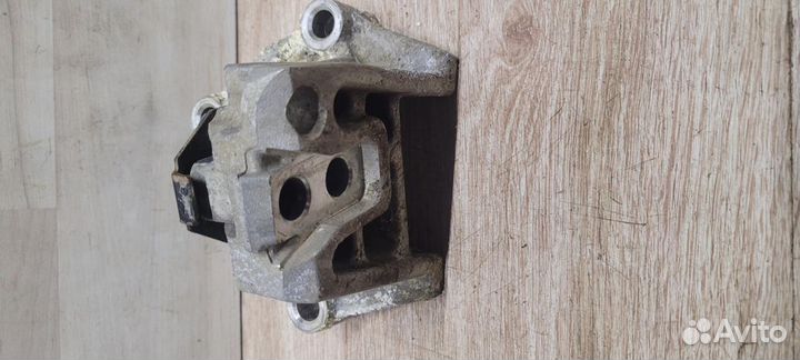 Кронштейн кпп Hyundai Creta