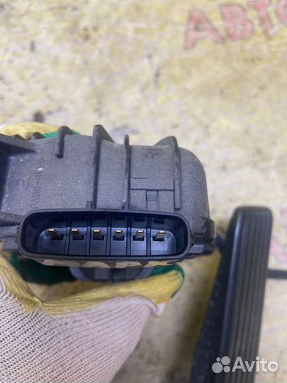 Педаль газа Toyota Mark X X120 4GR-FSE 2008