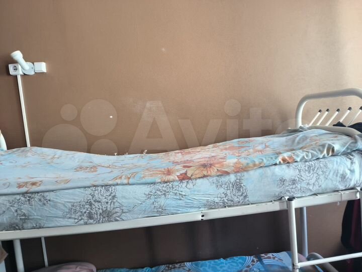 Комната 13 м², 1/5 эт.