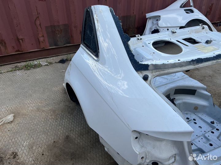 Крыло заднее левое четверть Audi A4 B8 S4