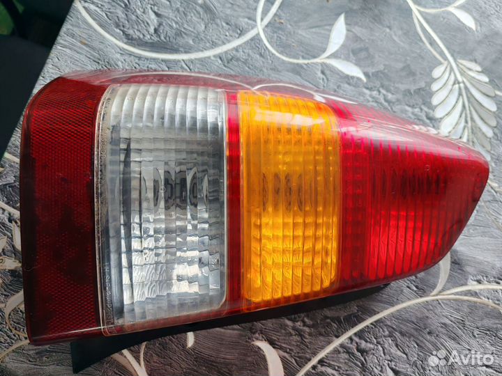 Задние фонари