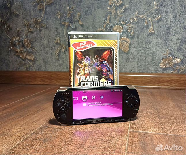 Sony PSP 3008 + Много Игр