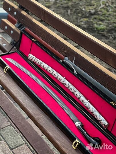 Нож из серебра