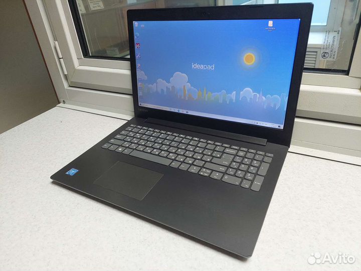 Lenovo IdeaPad 320-15IAP