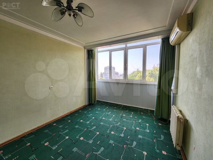 4-к. квартира, 100 м², 5/5 эт.