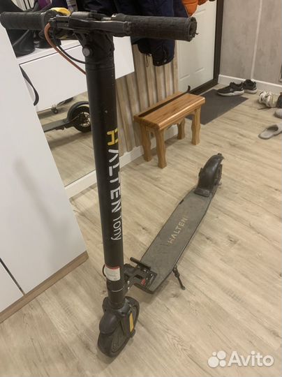 Самокат взрослый электрический бу