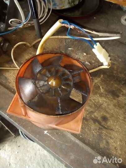 Электромотор для вытяжки 120х120