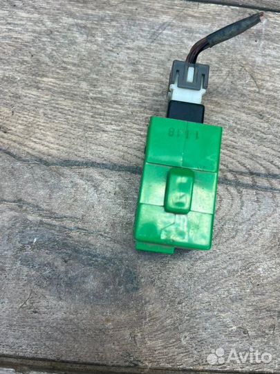 Реле указателя поворота Kia Rio 1 1.5 2001