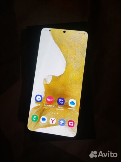 Samsung Galaxy S22, 8/128 ГБ