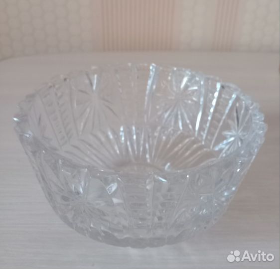 Хрустальная ваза