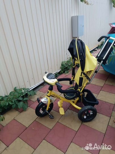 Детский трехколесный велосипед бу