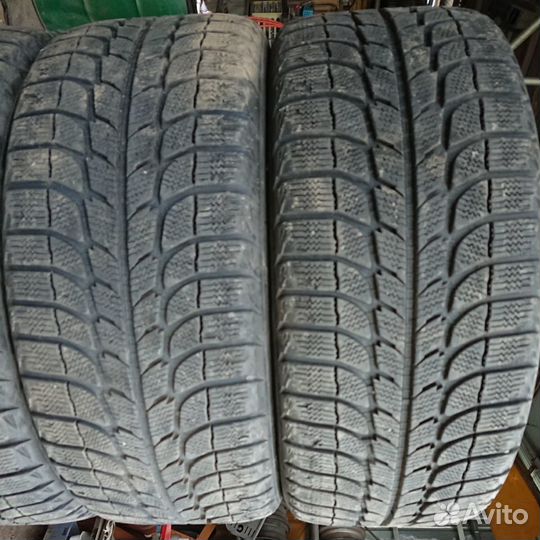 Michelin X-Ice 215/45 R17
