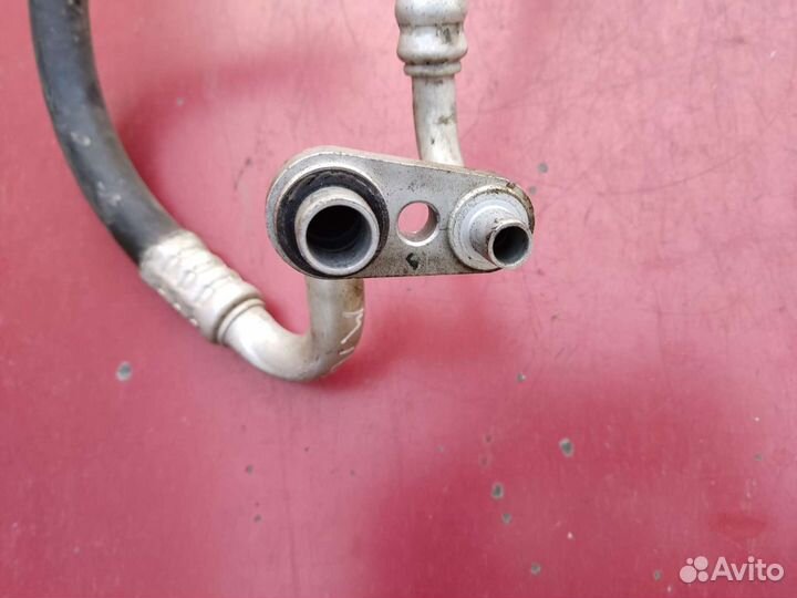 Трубки кондиционера Opel Astra H Zafira B 13100322